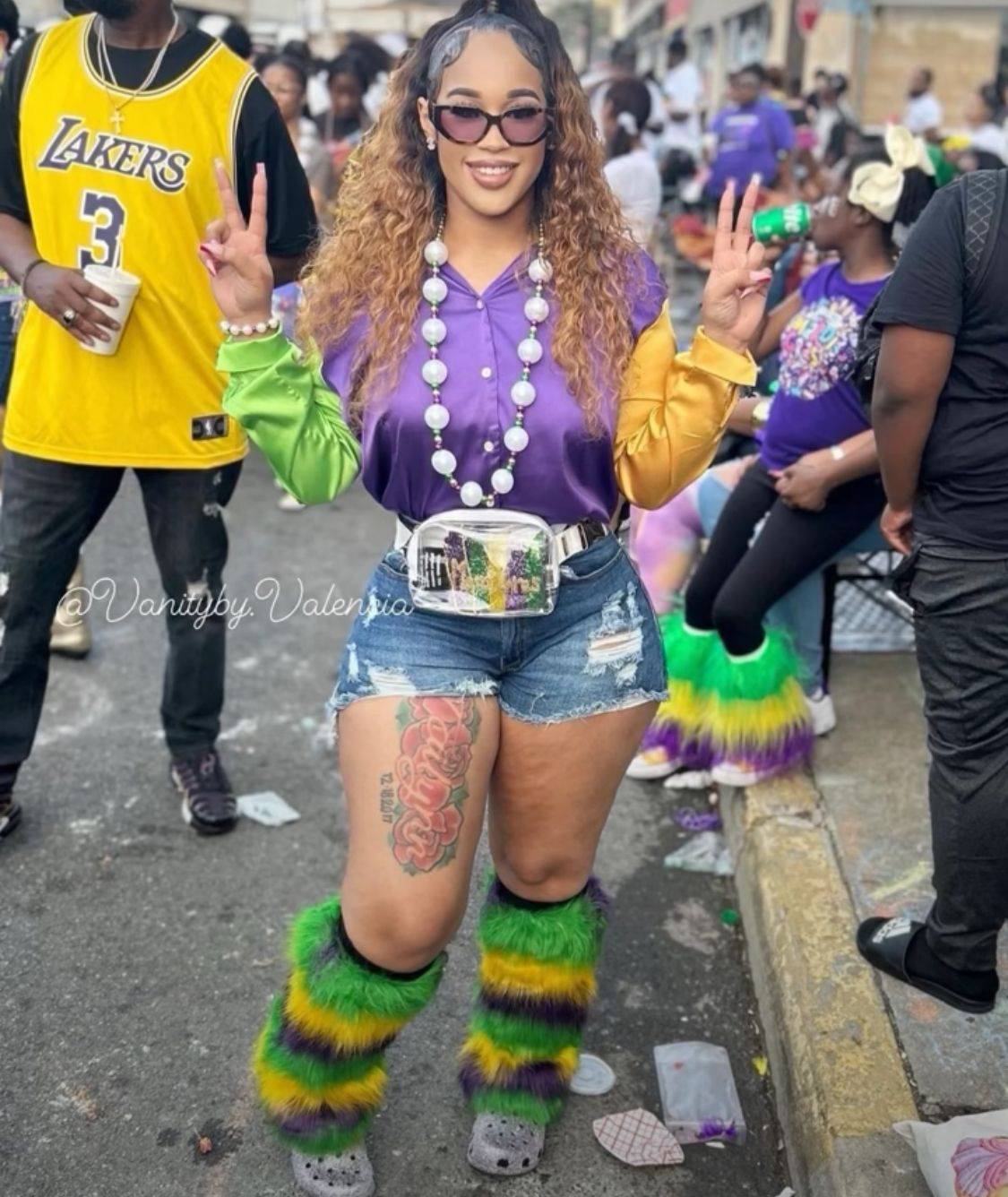13 New Orleans Outfit Ideas Image