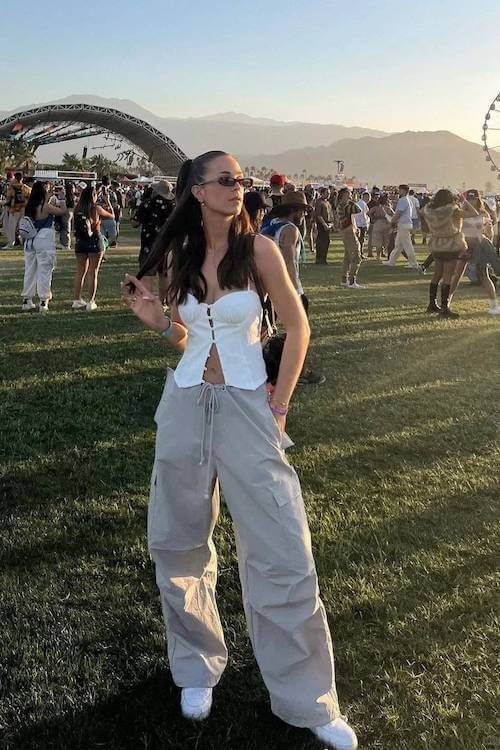 22 Summer Concert Outfit Ideas Image